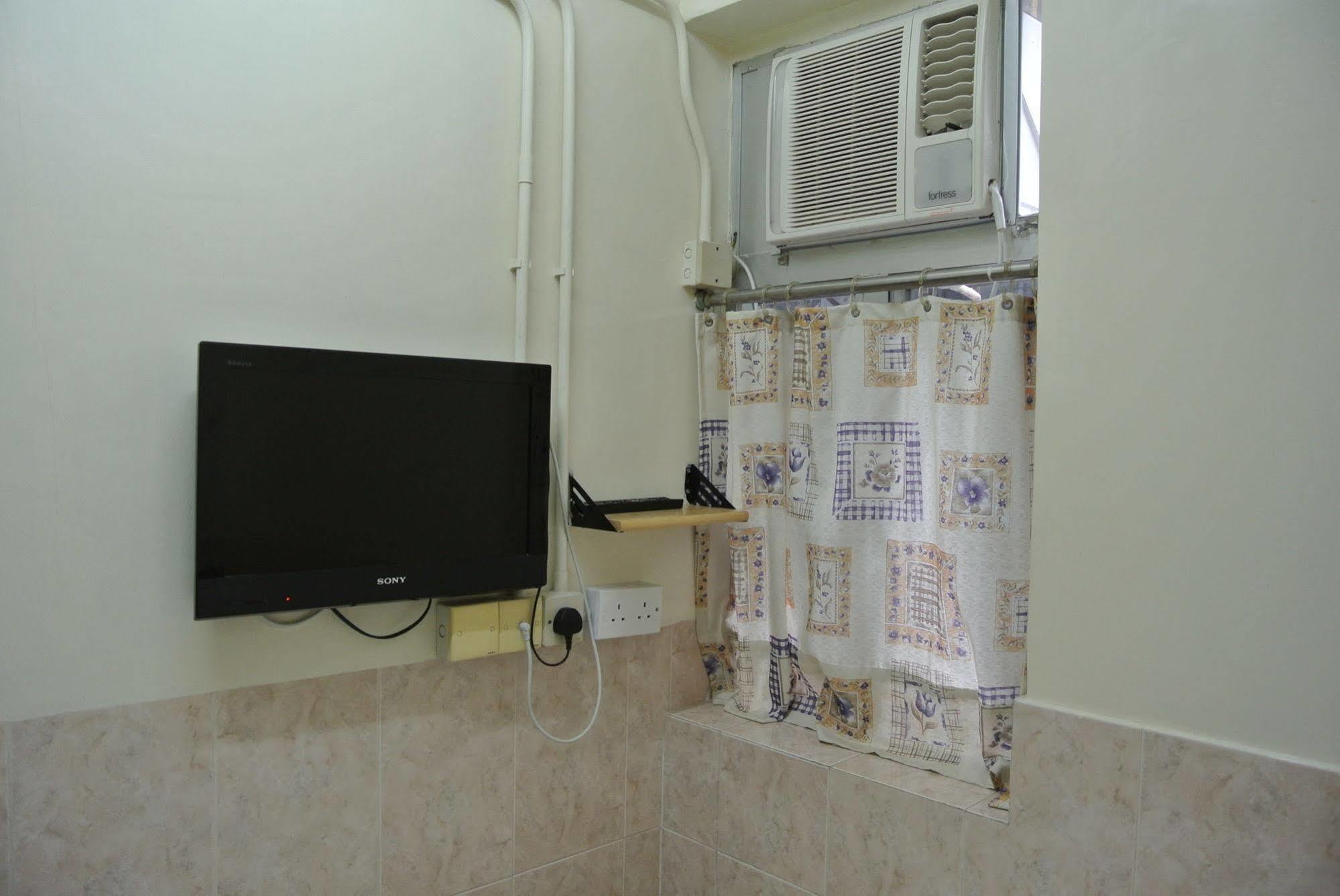 Fortunate Guest House Гонконг Экстерьер фото